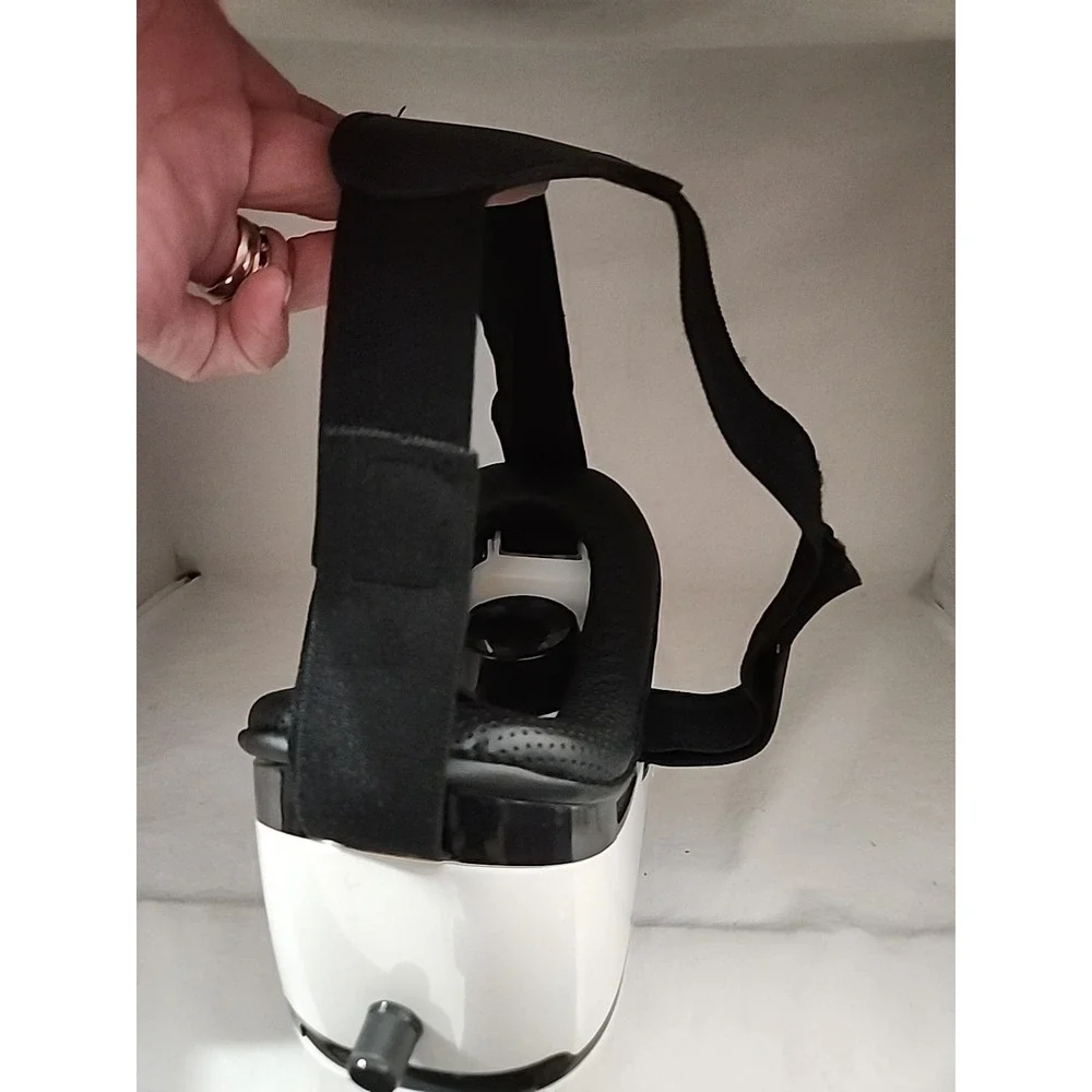 A Duro‎ VJR 1000 Virtual Reality Glasses